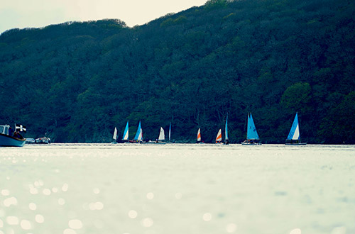 Children Sailing on the Helford River with CST Experiences